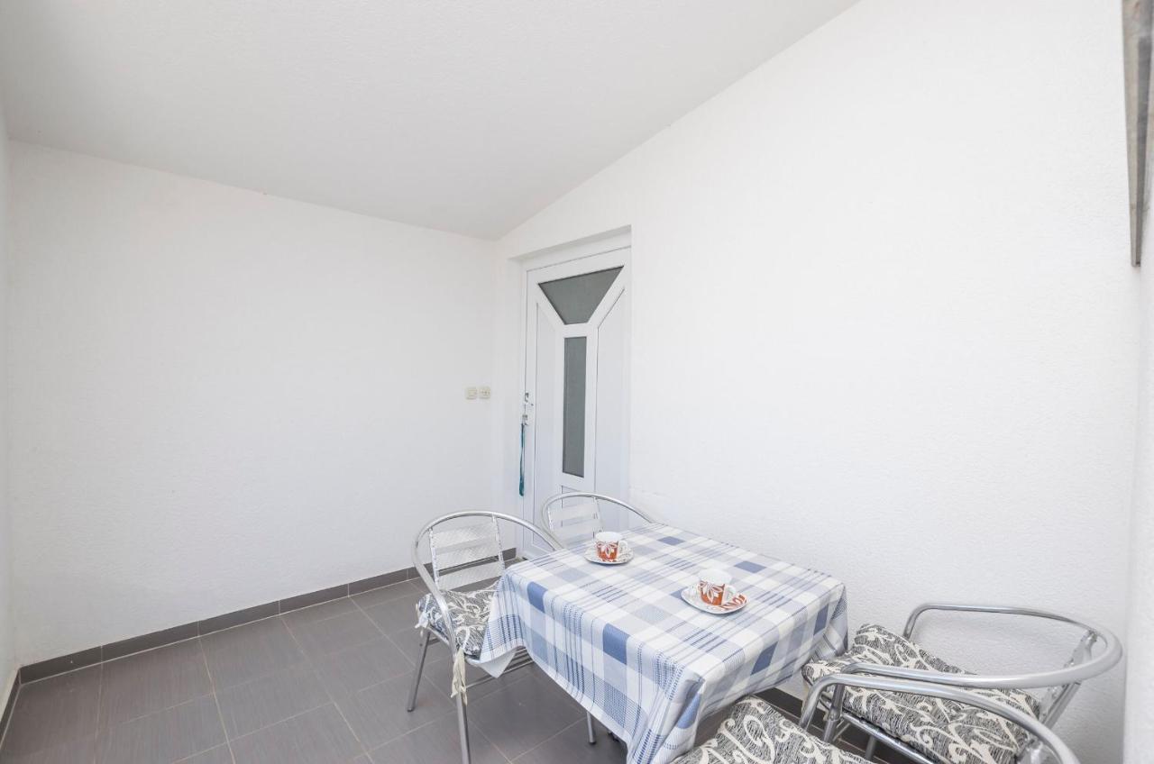 Apartments Ivan Vir Quarto foto